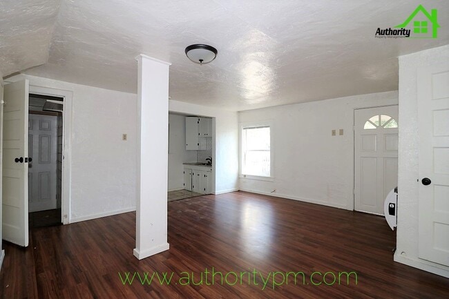 Photo - 1135 Magnolia Ave