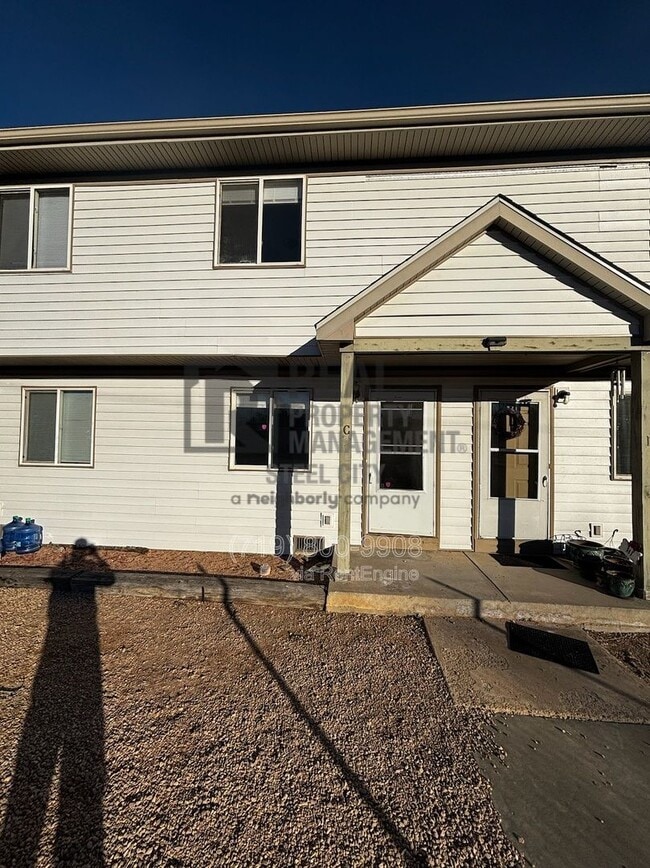 Building Photo - 28 Yorkshire Rd Unit C 28