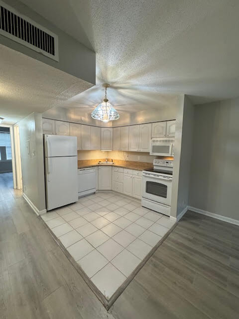 Photo - 3310 Washington Ave Unit #1211