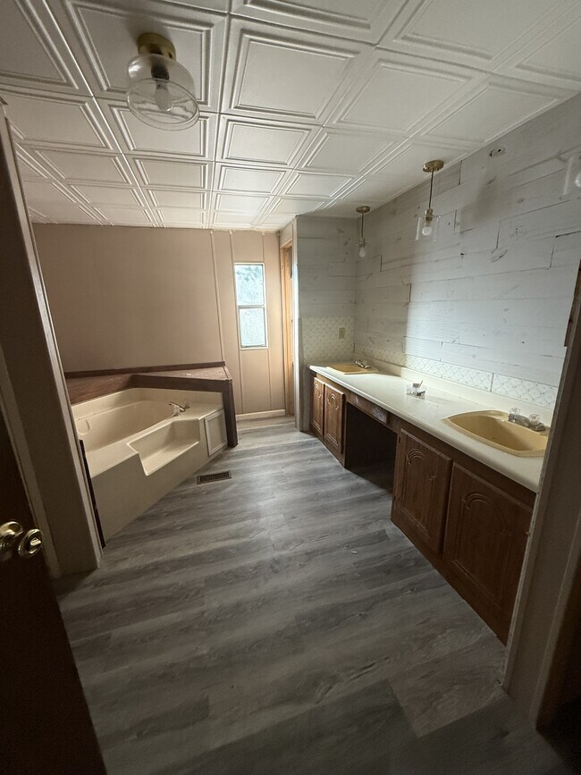 Photo - 1688 Red Hl Rd Casa