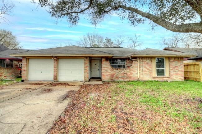 Photo - 7206 Yellow Pine Dr