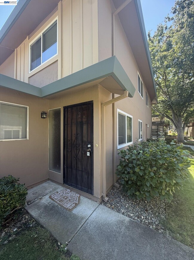 Building Photo - 2170 Arroyo Ct