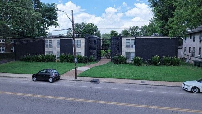 Photo - 151 N Belvedere Blvd Unit 6