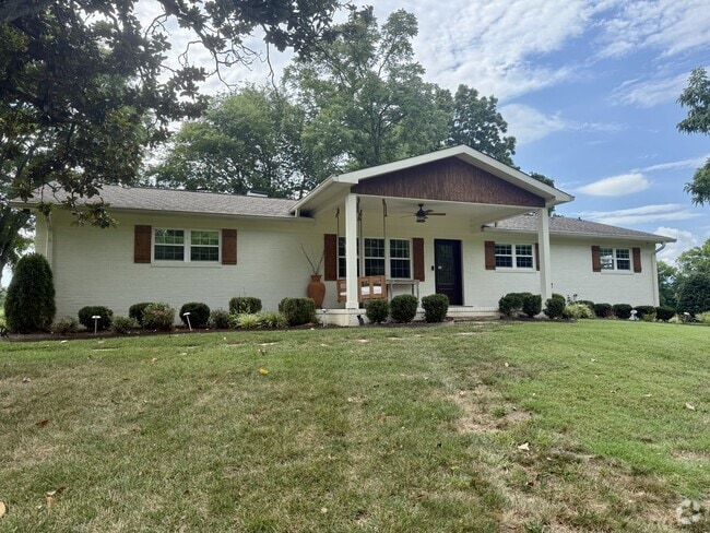 Building Photo - 1950 Cochran Rd Rental