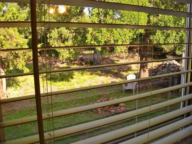 Photo - 1804 Fox Foot