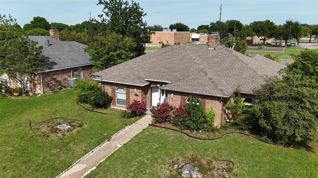 Photo - 613 Palomar Ln