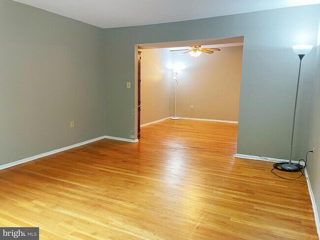 Photo - 1016 Silver Ct