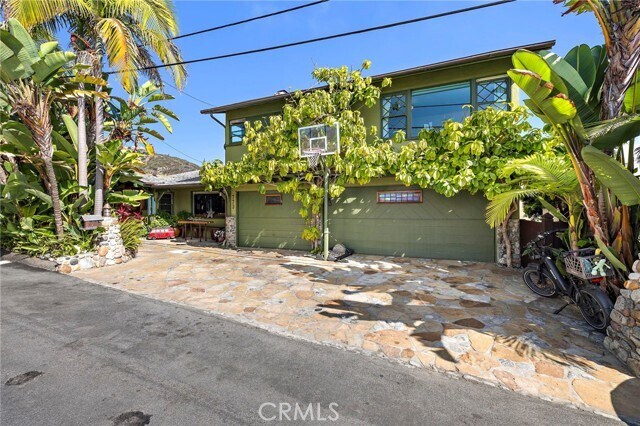 773 St Ann's Dr