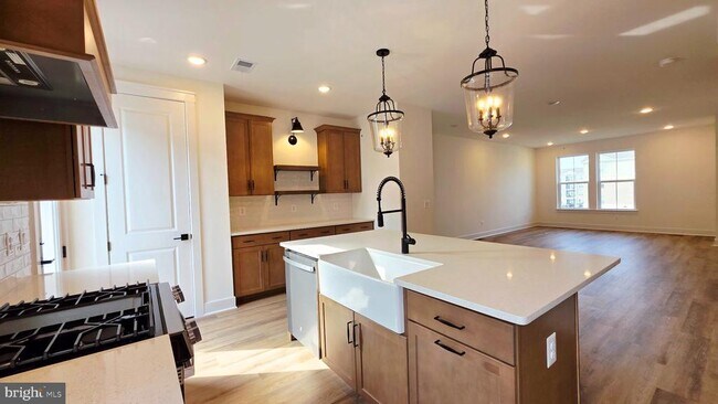 4912 Jackson Vlg Pkwy