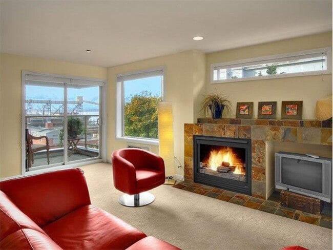Photo - 2Bd/1.75Ba Seattle Condo Unidad 303