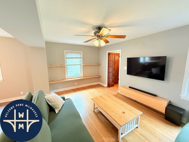 Photo - 3126 S Burrell St