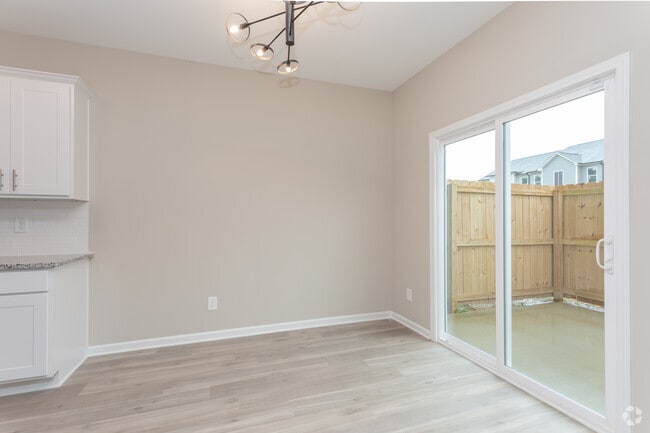 3BR, 2.5BA - 1566SF - Eat-In Kitchen - Kingsley Park Townhomes