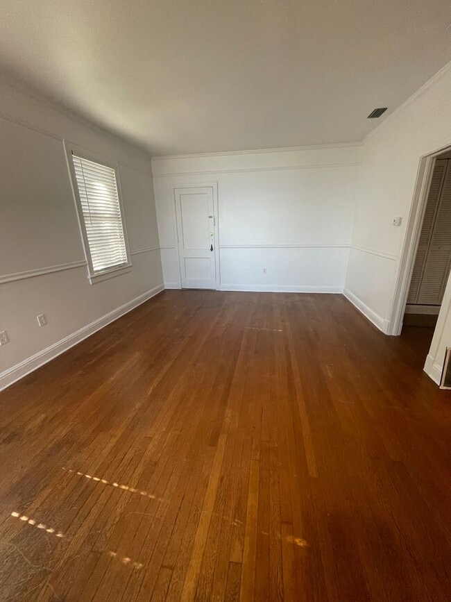 Photo - VER27484              15 Unit 2748-4 Vernon Terrace