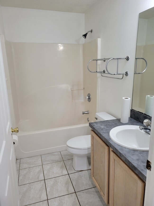 Photo - 1230 4 Mile Rd