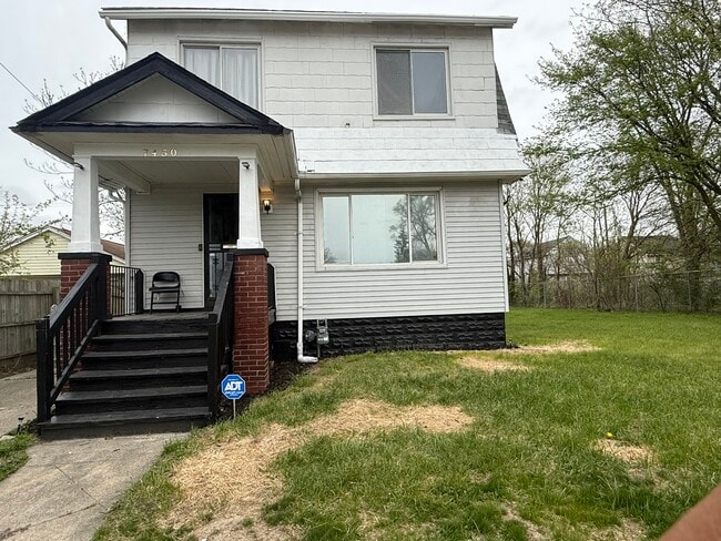 Photo - 7450 Chalfonte St House