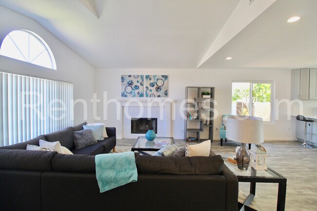 Photo - 11327 Linares St