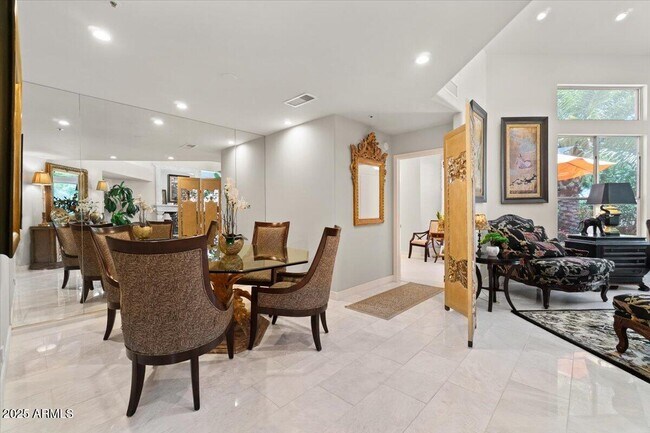 Photo - 7799 E Oakshore Dr