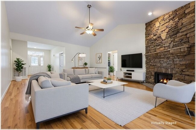 Photo - 307 Willow Brook Ln