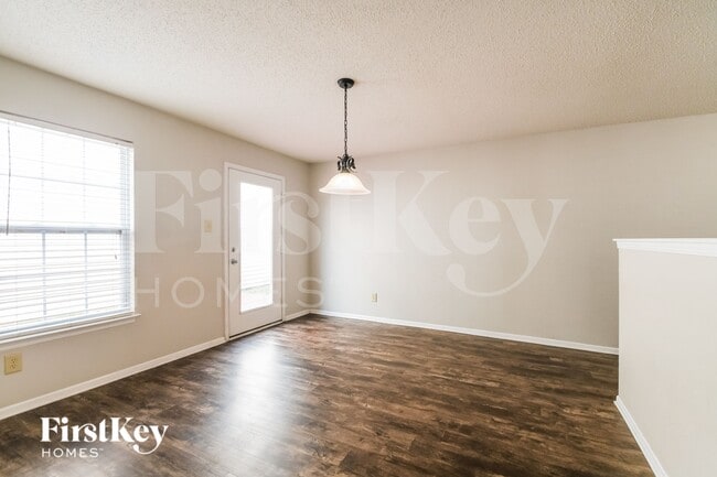 Photo - 12663 Republic Dr