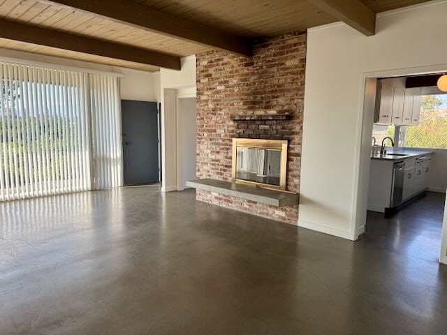 Photo - 525 Comstock Dr