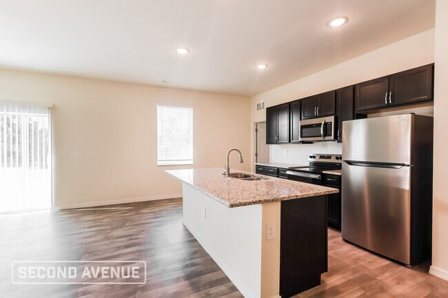 Photo - 1493 Oregon Ln