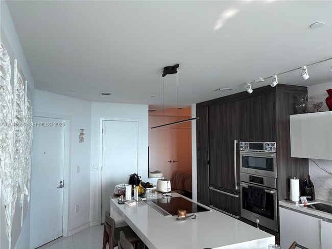 Photo - 851 NE 1st Ave Unidad 3706