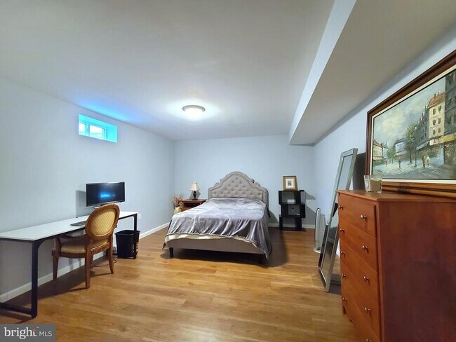 Photo - 110 Bentpath Ct