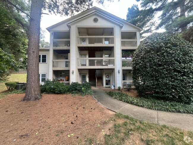 Building Photo - 1041 Churchill Downs Ct Unit C Rental