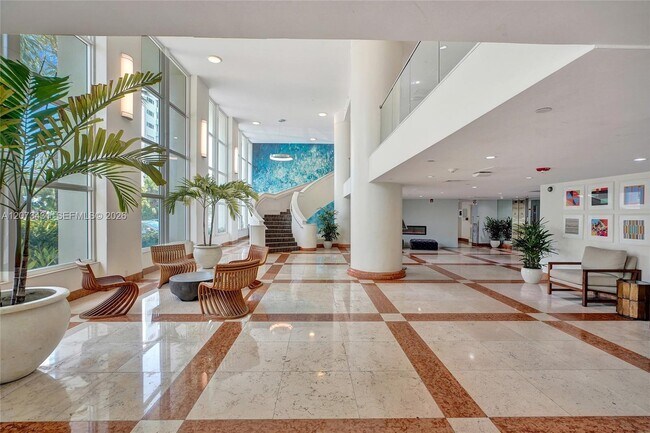 10350 W Bay Harbor Dr Unit 3G