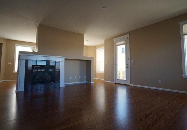 Photo - 10536 Unity Pkwy