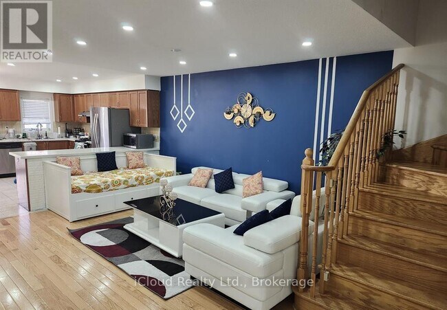 Photo - 559 Candlestick Cir