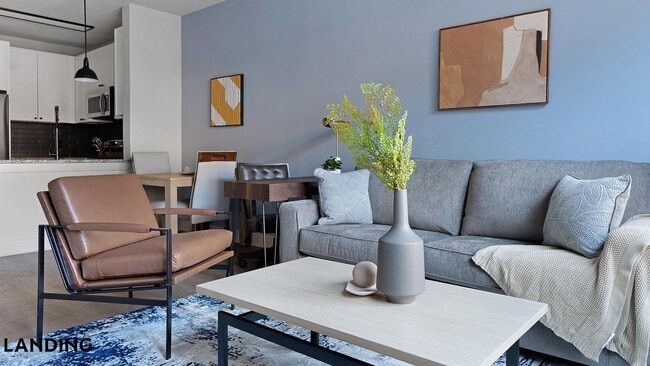 Photo - 49 Boulevard SE Unit D-443