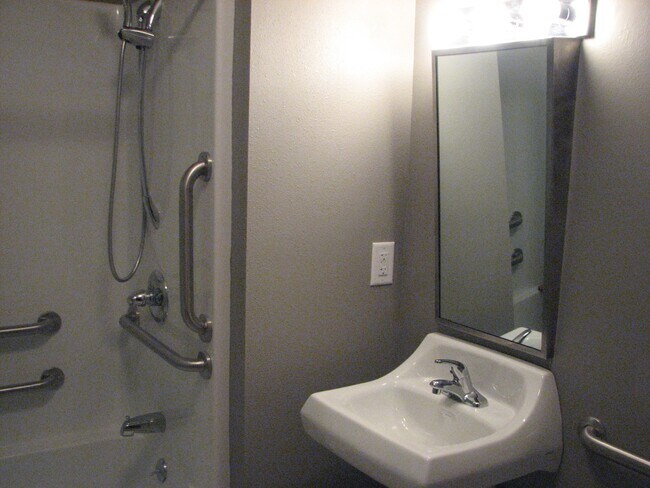 Photo - Cypress Pointe Apartments