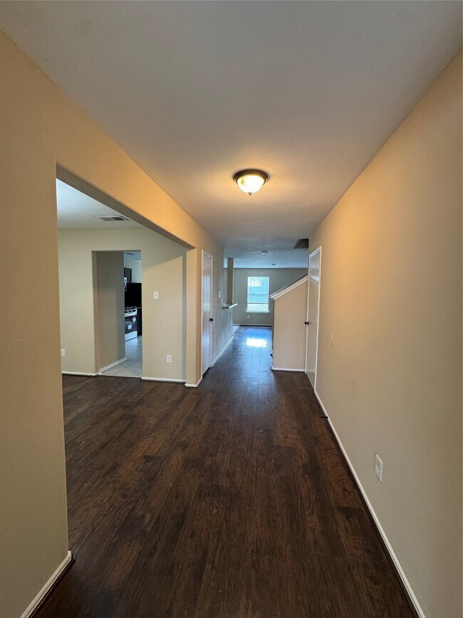 Photo - 15718 Colonial Bridge Ln