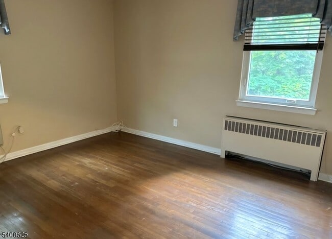 Photo - 12 Troy Dr Unit B