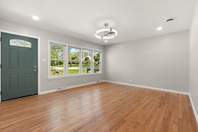 Photo - 11920 S 74th Ave