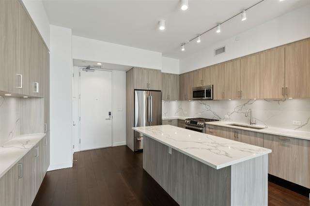 Photo - 2120 Olive St Unit 2104