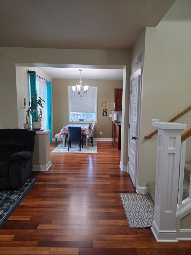 18320 36 Ave SE