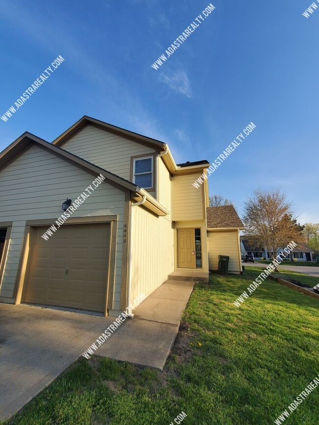 Photo - Beautiful and Spacious Louisburg Townhome-Available in JUNE!!