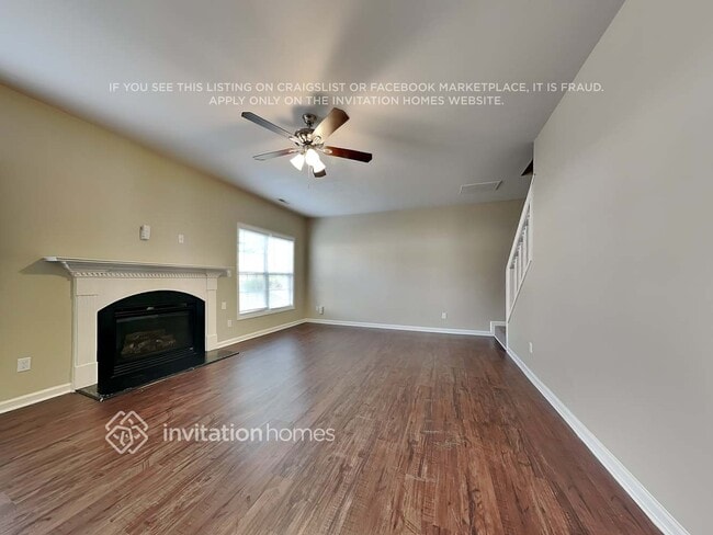 Photo - 708 Latitude Way