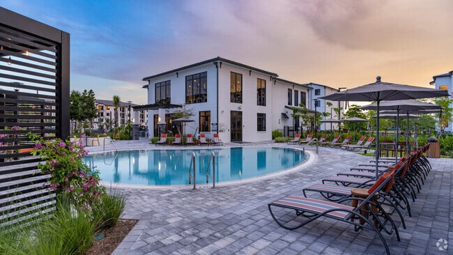 Building Photo - Alexan Kendall Rental