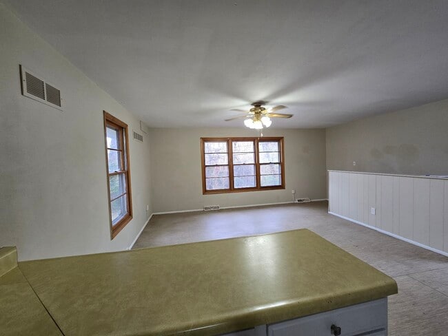 Photo - 238 Estridge Rd
