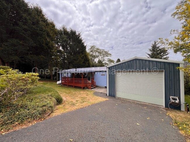 Building Photo - 24403 Gile Pl