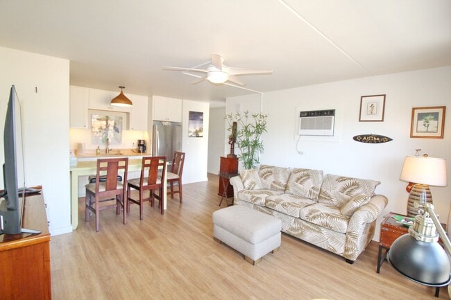 Photo - Kihei Villa - Nicely Furnished 1Bed/1Bath located in the heart of Kihei across the street from th... Unit 205