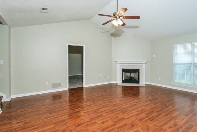 Photo - 2744 Shady Well