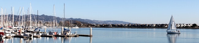 Photo - 119 Commodore Dr