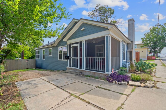 Building Photo - 508 Blanco Rd Rental