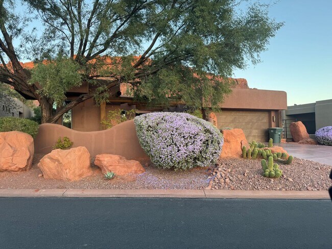 Photo - Furnished 3 Bedroom Entrada Home!!