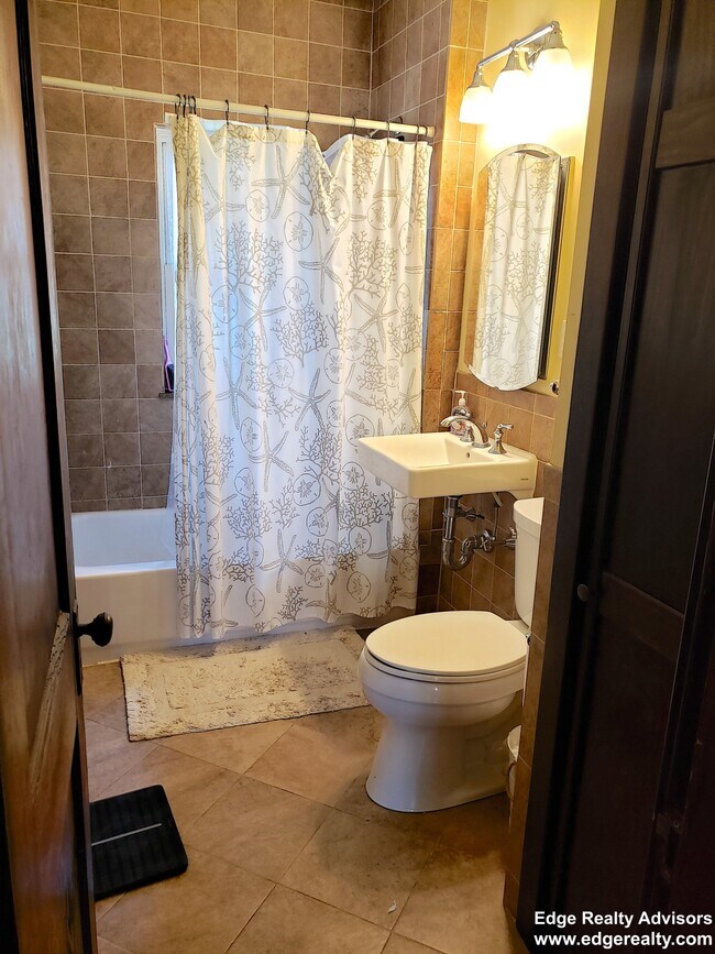 Photo - 4 Upcrest Rd Unit 2