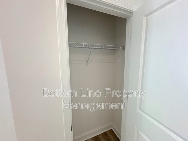 Photo - 2938 Clyde Dr